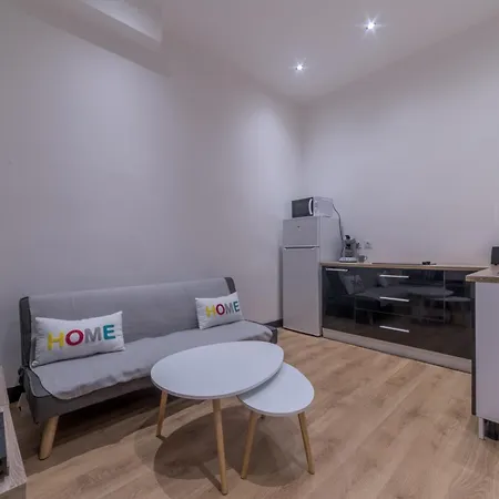 Royal - Centre Apartment *